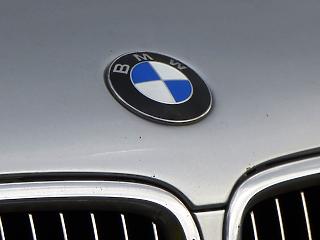 Itt az újabb botrány: kigyulladó autókat hív vissza a BMW