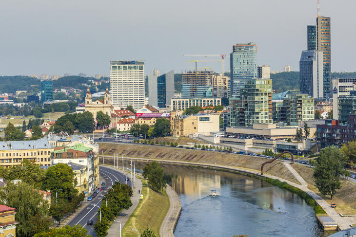 Litvánia felkészül az orosz invázióra, leporolták a légvédelmi szirénákat