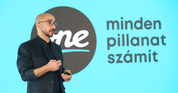 Mohamed ElSayad, a 4iG Csoport márkaváltásért felelős vezetője számít a pilalnatok erejére