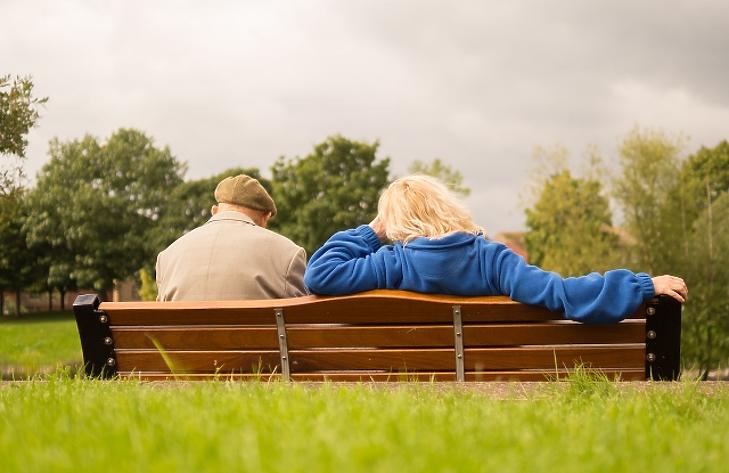 A nyugdíjak mentén is kettészakad az ország