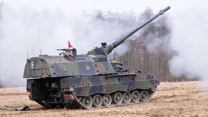 PzH-2000-es önjáró löveg - vasból nincs hiány Európában