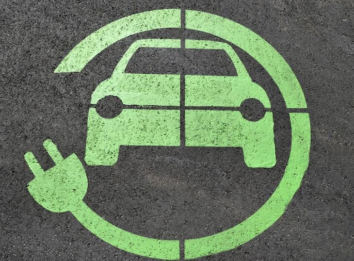 Nagy bejelentést tett két energiamulti, a magyarokat is érintheti
