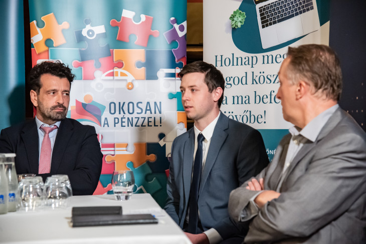 Tóth Tibor (Pénzügyminisztérium), Böröczky Dezső (Gránit Alapkezelő), Jeney Attila (MABISZ)