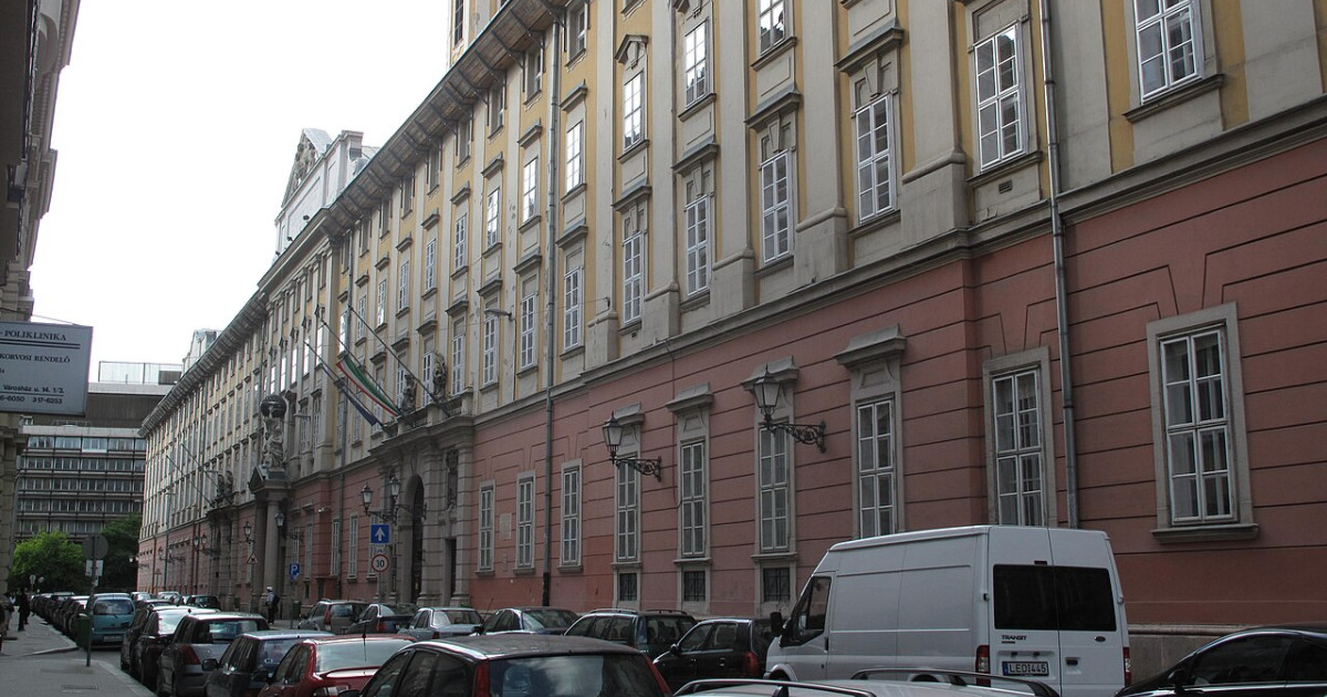 Feltette Karácsony Gergely a tétjét jelöltjére