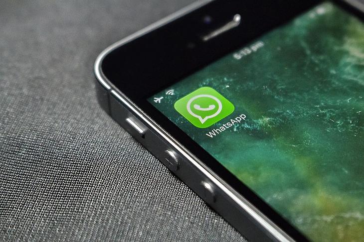 Civilek és újságírók tömegei után kémkedett a WhatsAppon keresztül egy izraeli cég