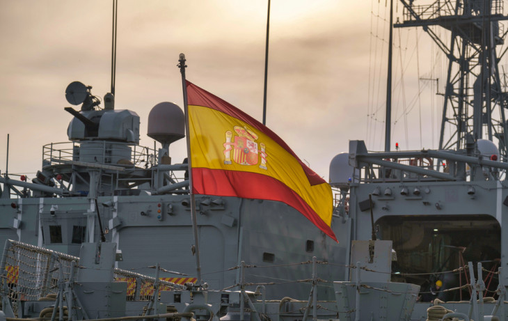 Madrid erősít a térségben