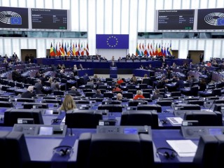 Megváltozik, kik ülnek majd az Európai Parlamentben. Fotó: EPA/RONALD WITTEK
