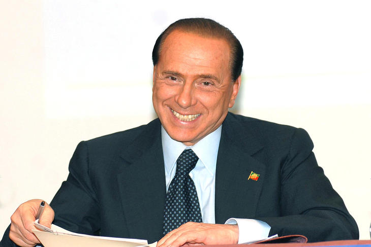 Elhunyt Silvio Berlusconi