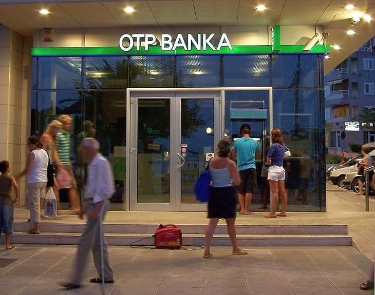 Hat hír a tőzsdéseknek, bankokat venne az OTP