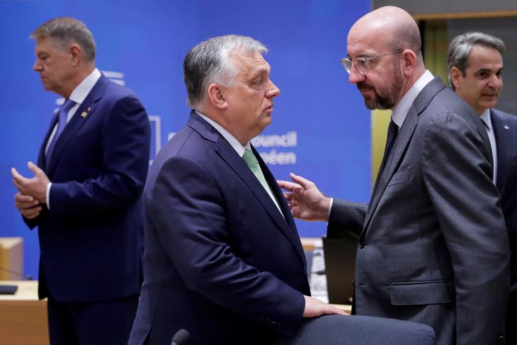 Orbán Viktor keresi a brüsszeli felelősöket