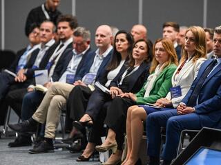 Magyar Péterék visszautalnak 100 milliót Wáberer Györgynek