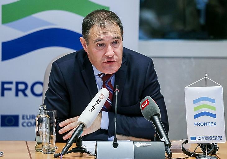 Menekültek tömegei tartanak az EU felé - a politika nehezíti a határok védelmét?