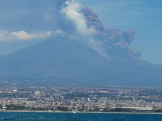 Ismét kitört az Etna – videóval