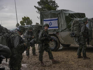 Az izraeli haditengerészet a Hamász tengeri erőit támadta 
