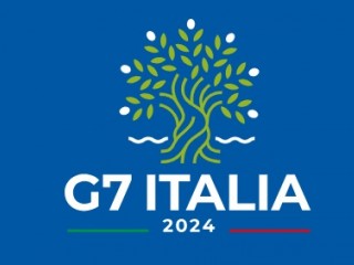 A G7 idei olaszországi találkozójának szimbóluma az olajfa