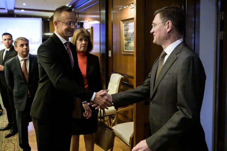 Szijjártó Péter és Alexander Novak akkori orosz miniszterelnök-helyettes energiaügyi tárgyalása Moszkvában 2023. áprilisban