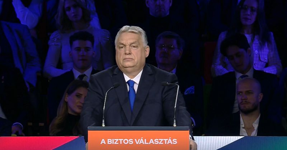 „A putyinozás primitív” – ezt üzente Orbán Viktor a szombati évértékelőn