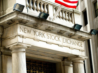 Harmatgyenge tőzsdenyitás a tengerentúlon