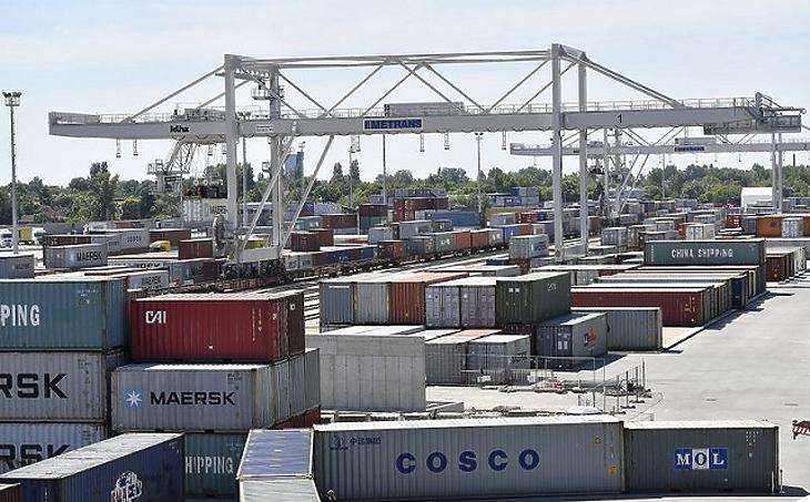 423 millió euróra nőtt a külkereskedelmi többletünk januárban