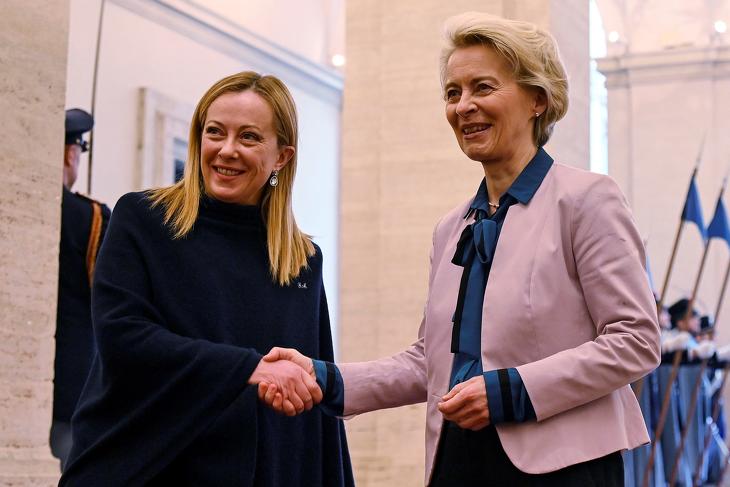 Giorgia Meloni és Ursula von der Leyen találkozója Rómában 2023. január 9-én. Fotó: EPA/RICCARDO ANTIMIANI 
