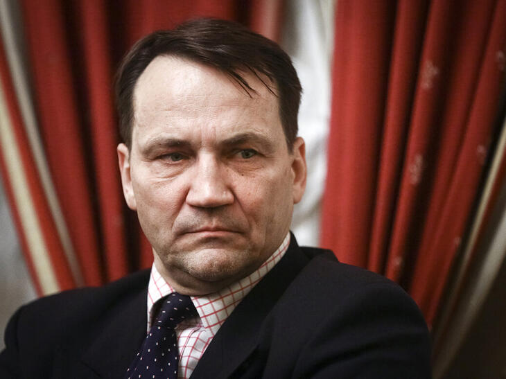 Sikorski kemény döntést hozott