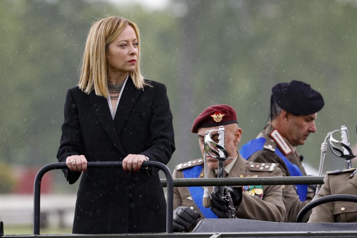 Bevehetik az EP-t? Giorgia Meloni az olasz fegyveres erők napján 2024. május 3-án