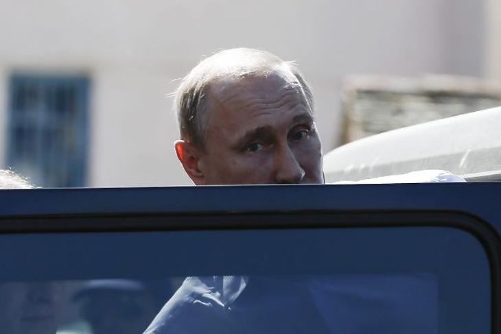 Putyin elképesztő durvasággal osztotta ki az ukrán vezetést