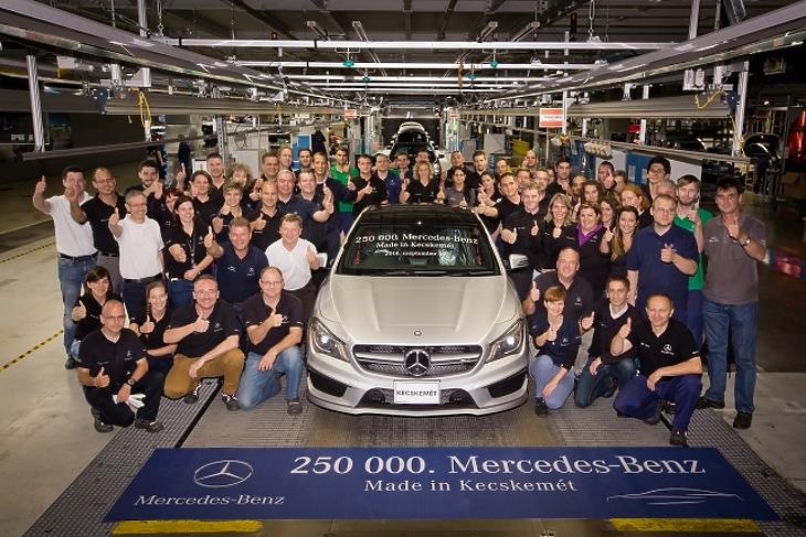 Két héttel meghosszabbították a kecskeméti Mercedes-gyár leállását – frissítve
