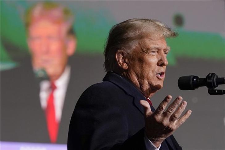 Eldőlt: vádat emelnének Donald Trump ellen 