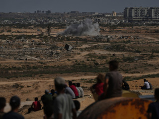 Hiába Trump felszólítása, egyelőre tovább lövi Izrael Gázát