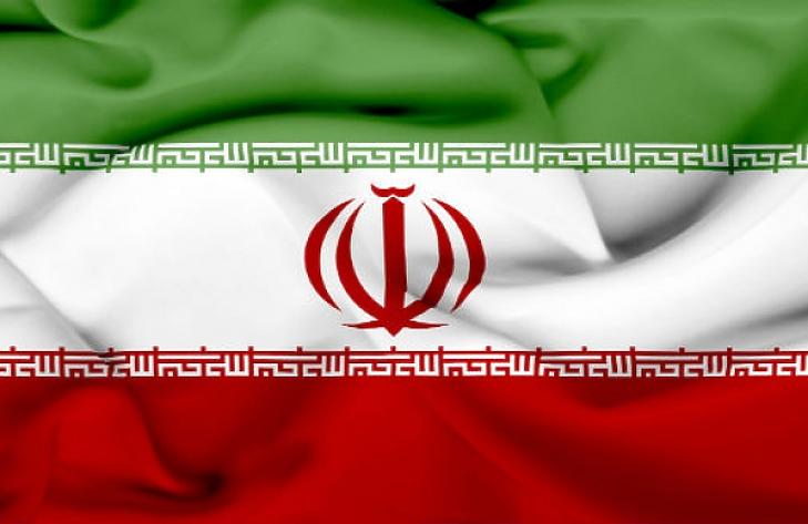 Iránnak elege lett az önkorlátozásból