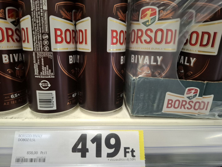 Első látásra 419 forint a sör, de ha jobban megnézzük, akkor már 469 forint - ha később nem váltjuk vissza a dobozt 