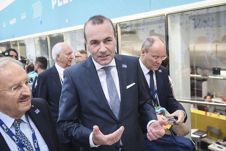 Juncker után Weber is örvendezett Erdély elcsatolása miatt