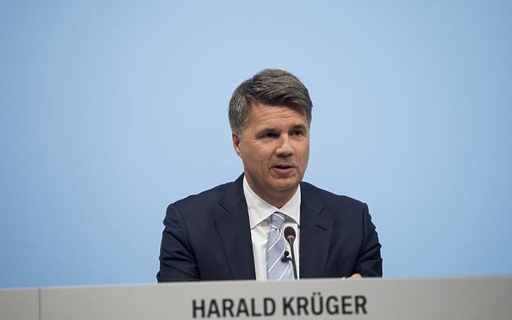 Nem hosszabbít a BMW vezetője