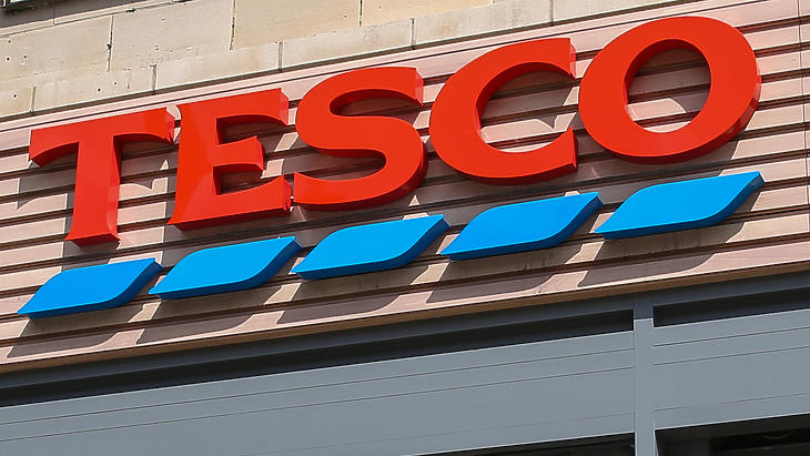 700 Tesco Alkalmazottat Erint Nagy Atszervezesek Kezdodtek A Cegnel Privatbankar Hu