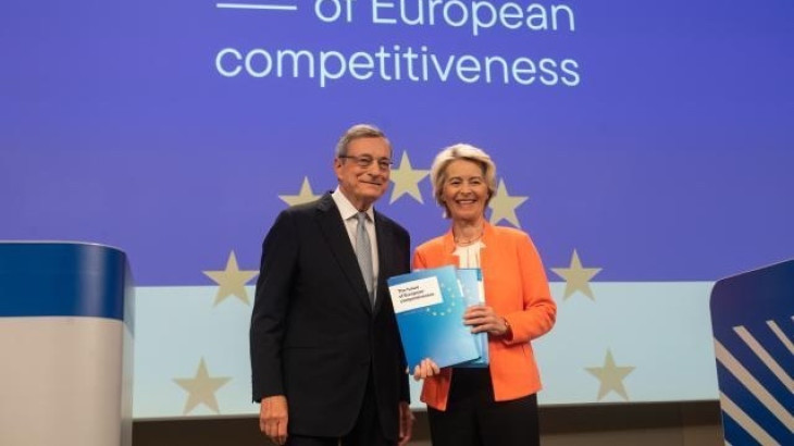Ursula von der Leyen és Mario Draghi