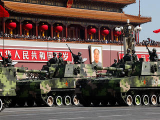 Kezdhet aggódni Amerika: sokkal többet költ Kína a haderejére, mint hisszük