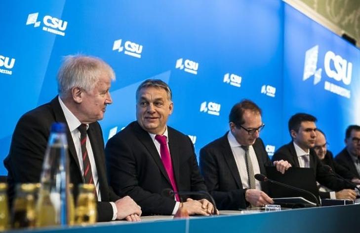 Nagyot szakítottak a bajorok az EU-bővítéssel, Seehofer védi Orbánt