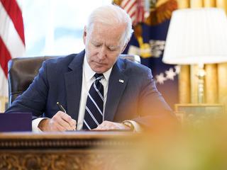 Korszakos jelentőségű tettet hajtott végre Joe Biden
