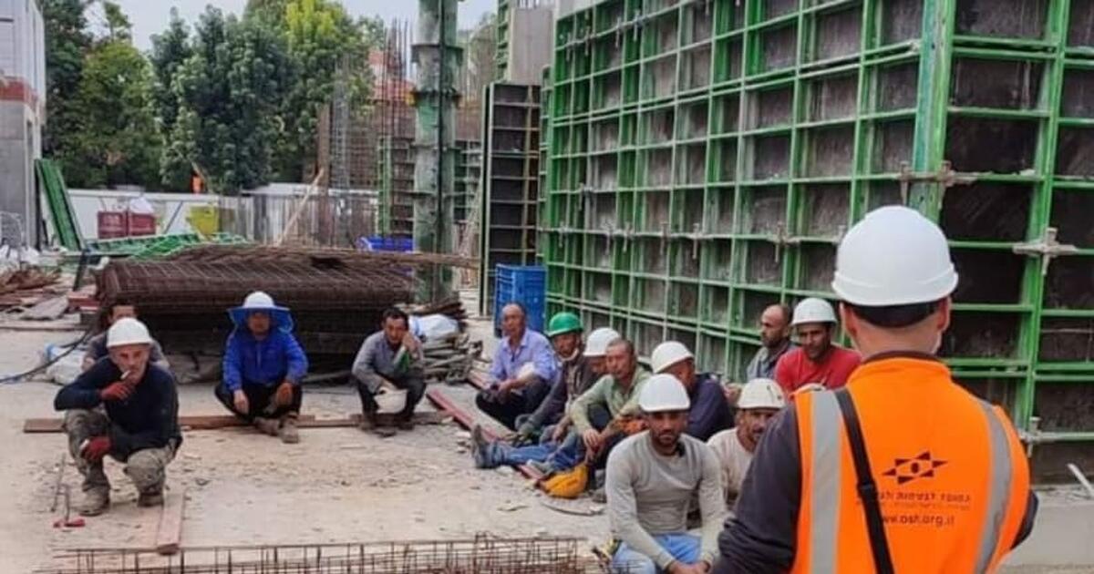 Mintha egész Győrt elnyelte volna a föld – nagyot zuhant a munkaképes korúak száma a háború kitörése óta