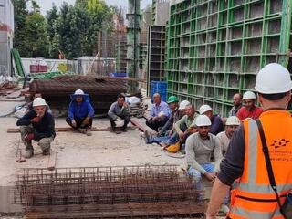 Mintha egész Győrt elnyelte volna a föld – nagyot zuhant a munkaképes korúak száma a háború kitörése óta