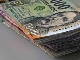 Felpattan, ha meglátja, mit tett a jó magyar forint