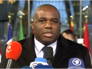 David Lammy sokakkal szóba állna