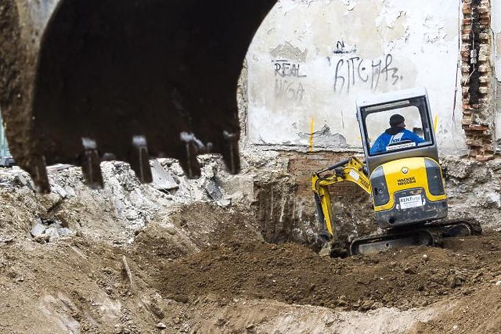 Hiába fárad a termelés, egyre több az új építőipari cég