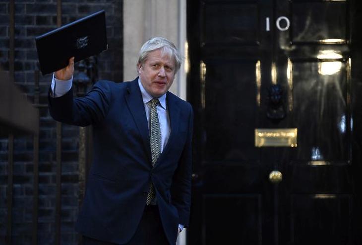 Kemény belépőkkel nyit Boris Johnson