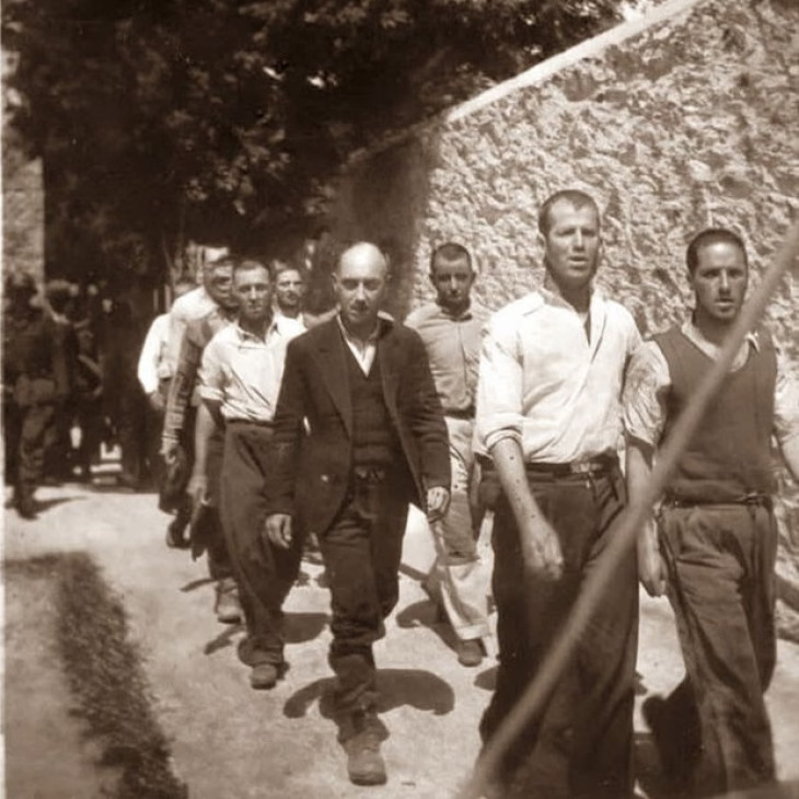 Kivégzésükre tartó görög kommunisták