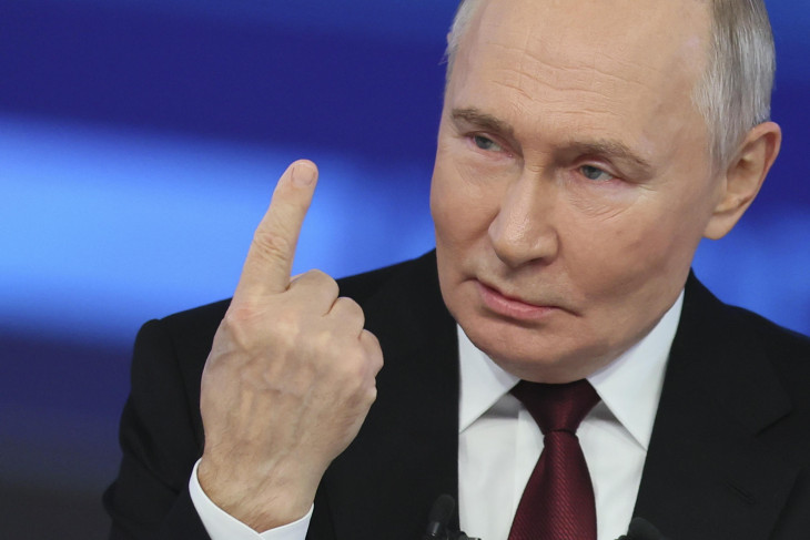 Vlagyimir Putyin orosz elnök év végi sajtóértekezlete a moszkvai Gosztyinnij Dvorban 2024. december 19-én. 