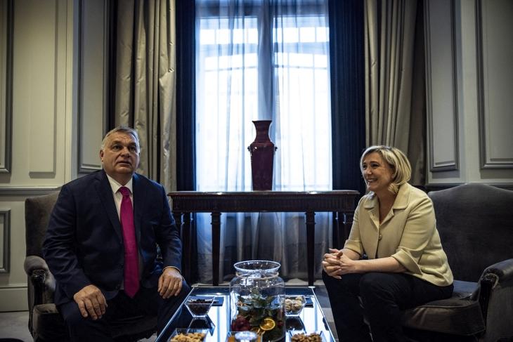 Azt tudjuk, hogy Orbán Viktor kinek szurkol, Le Pen magyar hitelből is kampányol. Fotó: MTI/Miniszterelnöki Sajtóiroda/Fischer Zoltán