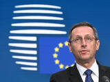 A magyar kormány visszatartja az Ukrajnának nyújtandó EU-s hitelt