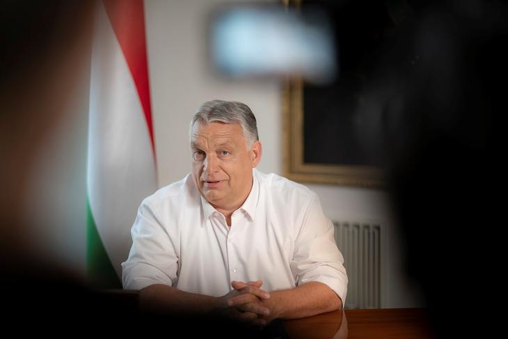 Mire gondolt Orbán Viktor? Fotó: MTI/Miniszterelnöki Sajtóiroda/Benko Vivien Cher
